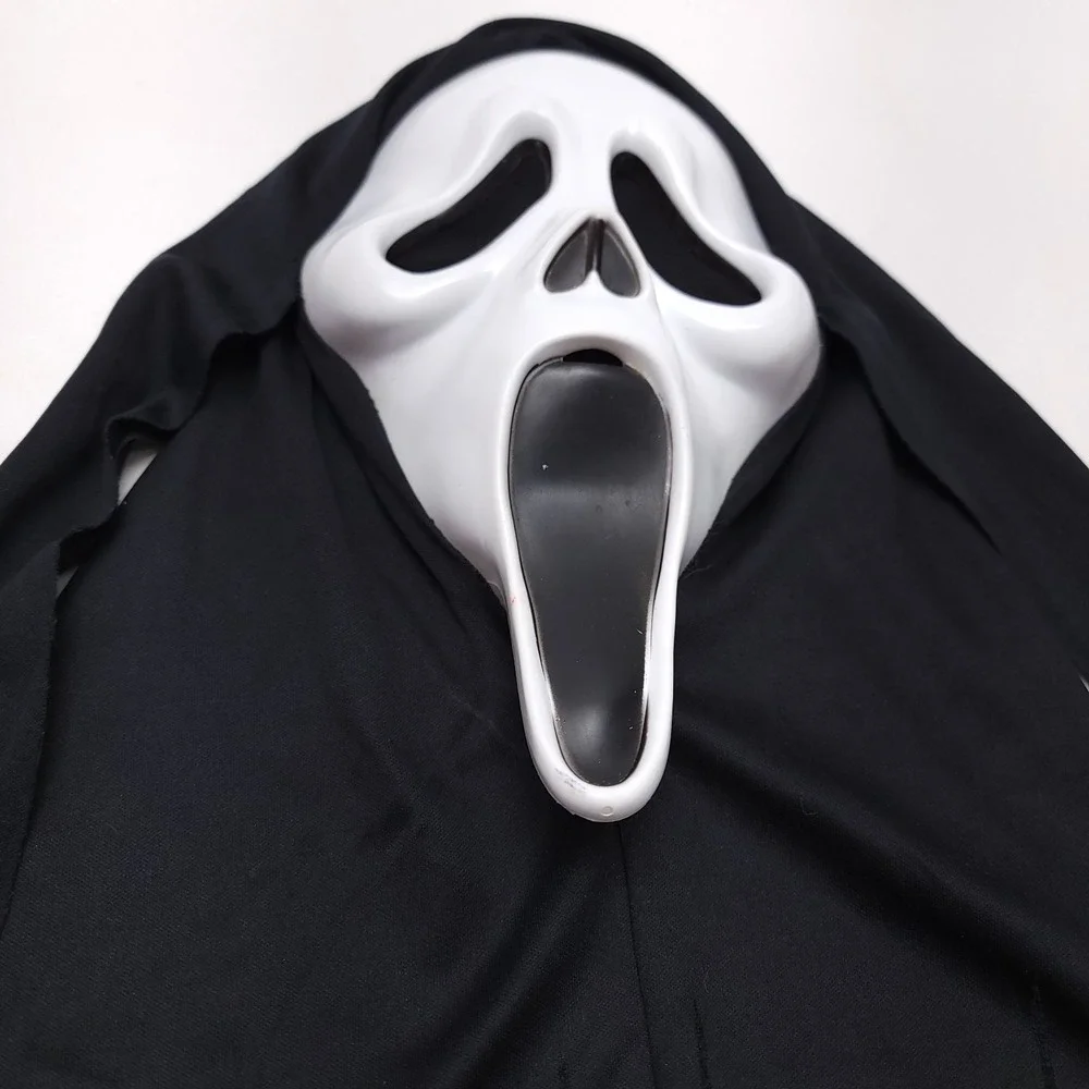 Scream Mask Ghost Face 9206WM Easter Unlimited April-June 2014 Halloween Costume